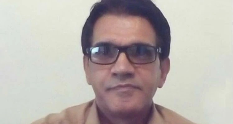 Naser Navard Gol-Tapeh, de 57 anos, é um cristão ex-muçulmano condenado a 10 anos de prisão no Irã