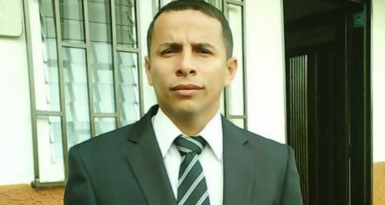O ainda jovem pastor Salcedo foi assassinado na Colômbia, deixando esposa e filhos; ele era bem visto na comunidade