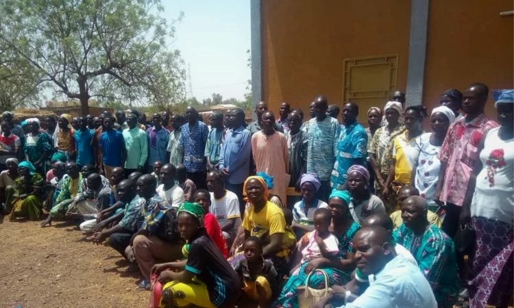 Cristãos são mortos e expulsos de seus vilarejos em Burkina Faso